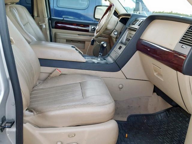 5LMFU28546LJ19986 - 2006 LINCOLN NAVIGATOR Boz foto 5