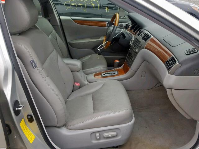 JTHBA30G365165359 - 2006 LEXUS ES 330 SILVER photo 5