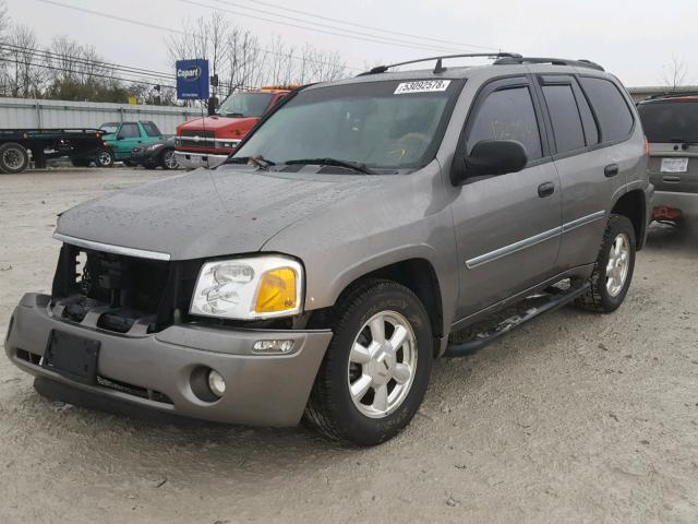 1GKDS13S172154394 - 2007 GMC ENVOY SILVER photo 2