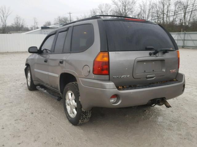 1GKDS13S172154394 - 2007 GMC ENVOY SILVER photo 3