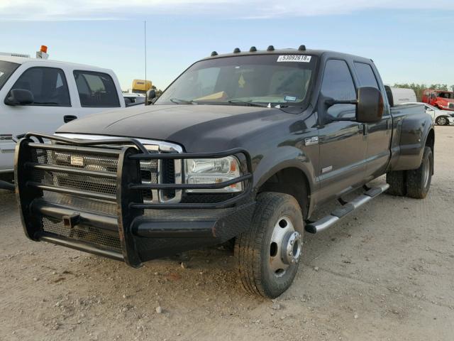 1FTSW31P34EB27340 - 2004 FORD F350 SRW S GRAY photo 2