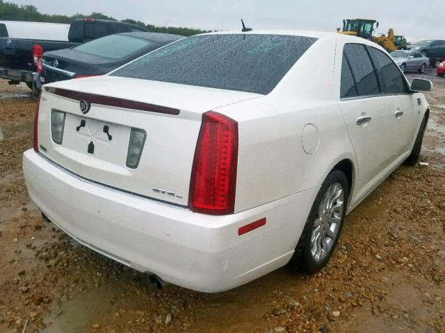 1G6DC67A580104704 - 2008 CADILLAC STS WHITE photo 4