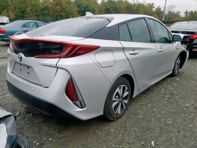 JTDKARFP6J3085568 - 2018 TOYOTA PRIUS PRIM 银色 照片 4