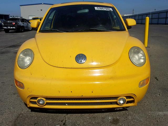 3VWCD21C3YM478649 - 2000 VOLKSWAGEN NEW BEETLE ყვითელი ფოტო 9