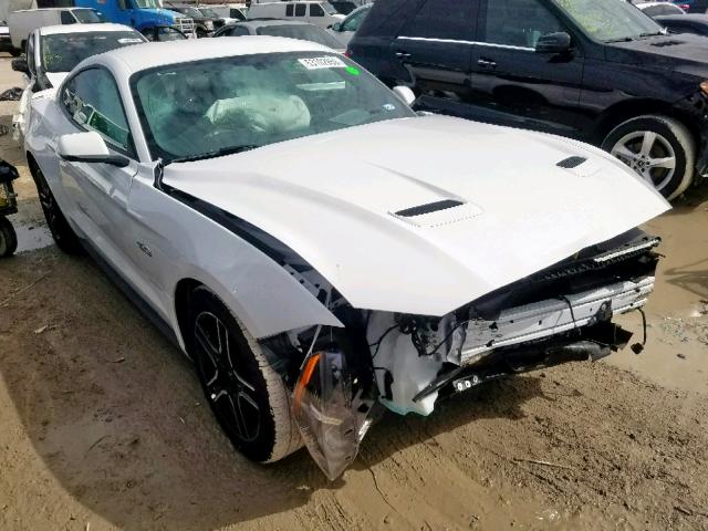 1FA6P8CF9K5186301 - 2019 FORD MUSTANG GT WHITE photo 1