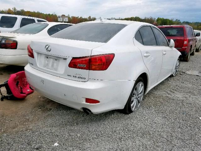 JTHCK262585018535 - 2008 LEXUS IS 250 WHITE photo 4