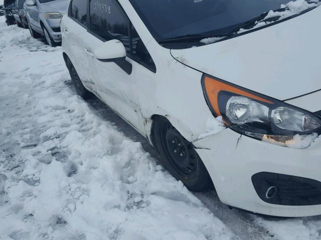 KNADM5A38D6847649 - 2013 KIA RIO LX WHITE photo 9