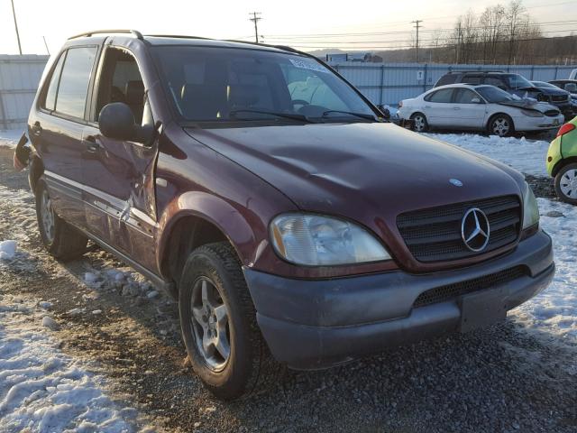 4JGAB54E0XA102965 - 1999 MERCEDES-BENZ ML 320 MAROON photo 1