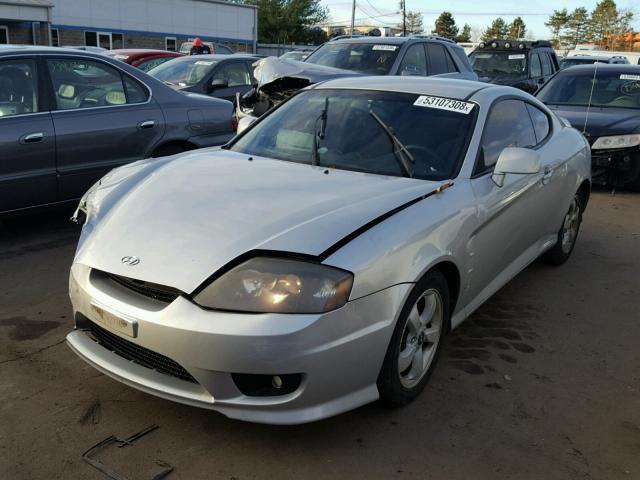 KMHHM65D26U225927 - 2006 HYUNDAI TIBURON GS SILVER photo 2