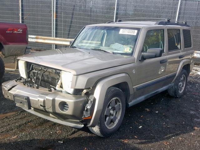 1J8HG48N66C145078 - 2006 JEEP COMMANDER GOLD photo 2