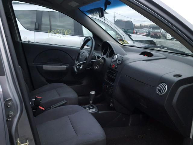 KL1TG66616B578765 - 2006 CHEVROLET AVEO LT GRAY photo 5