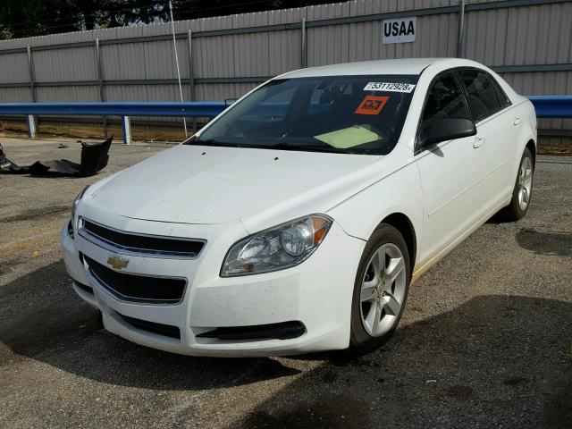 1G1ZB5E05CF207663 - 2012 CHEVROLET MALIBU LS თეთრი ფოტო 2