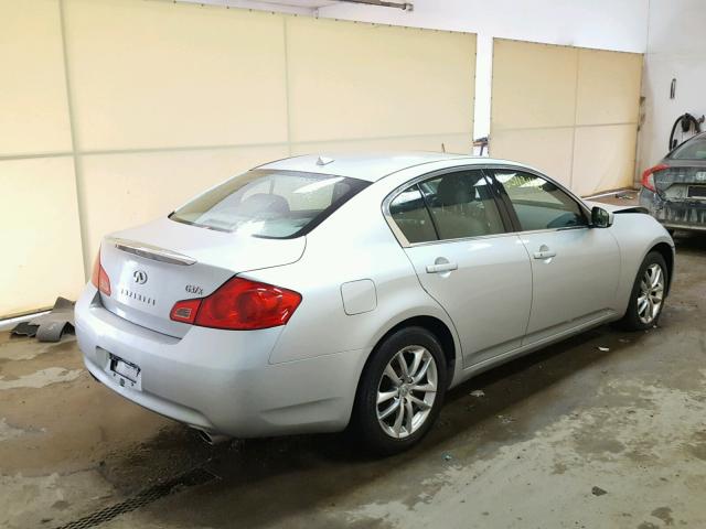 JNKCV61F49M363376 - 2009 INFINITI G37 SILVER photo 4