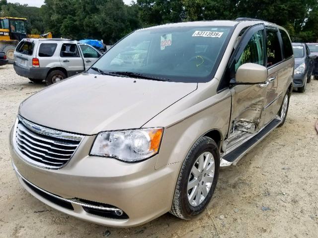 2C4RC1BG8FR522002 - 2015 CHRYSLER TOWN & COU TAN photo 2