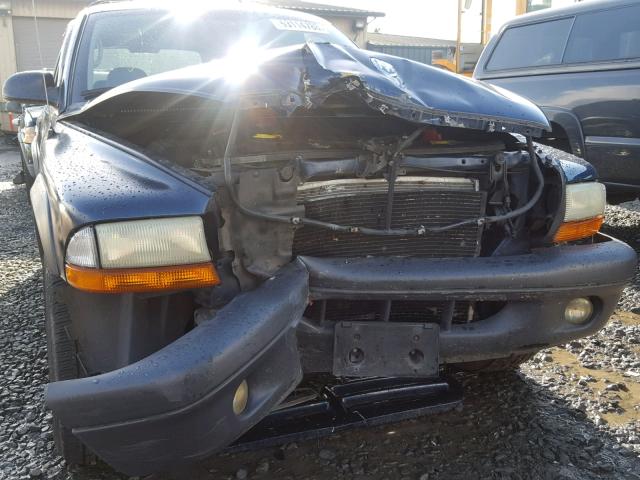 1D4HS38N13F506164 - 2003 DODGE DURANGO SP BLUE photo 9