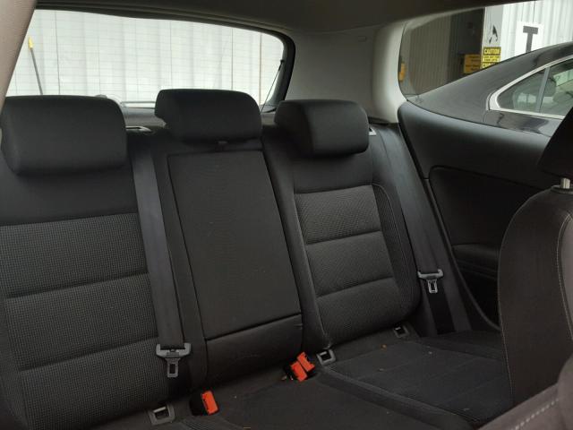 WVWAB7AJ9AW092495 - 2010 VOLKSWAGEN GOLF 白色 照片 6