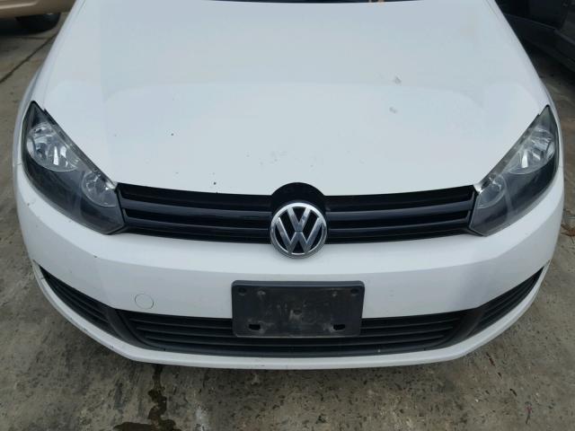 WVWAB7AJ9AW092495 - 2010 VOLKSWAGEN GOLF 白色 照片 7