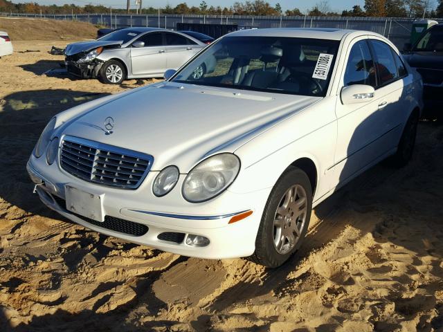 WDBUF65J23A260059 - 2003 MERCEDES-BENZ E 320 WHITE photo 2