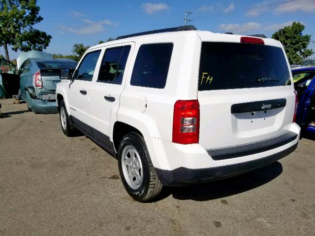 1C4NJPBBXGD576112 - 2016 JEEP PATRIOT SP WHITE photo 3