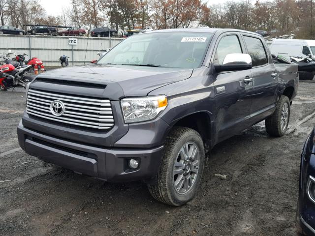 5TFAW5F15HX616845 - 2017 TOYOTA TUNDRA CRE GRAY photo 2