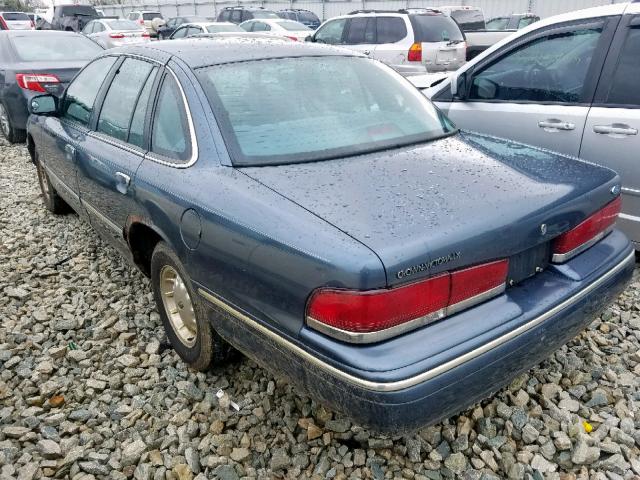 2FALP74W6VX100389 - 1997 FORD CROWN VICT BLUE photo 3