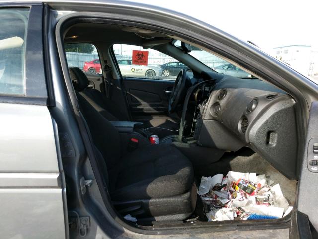 2G2WP552181155402 - 2008 PONTIAC GRAND PRIX SILVER photo 5