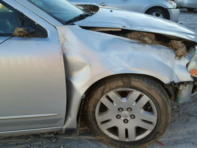 1B3BD4FB4BN579028 - 2011 DODGE AVENGER EX SILVER photo 9