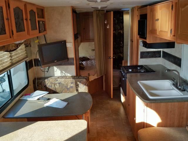 4YDT28027A6410233 - 2010 KEYSTONE PASSPORT თეთრი ფოტო 6