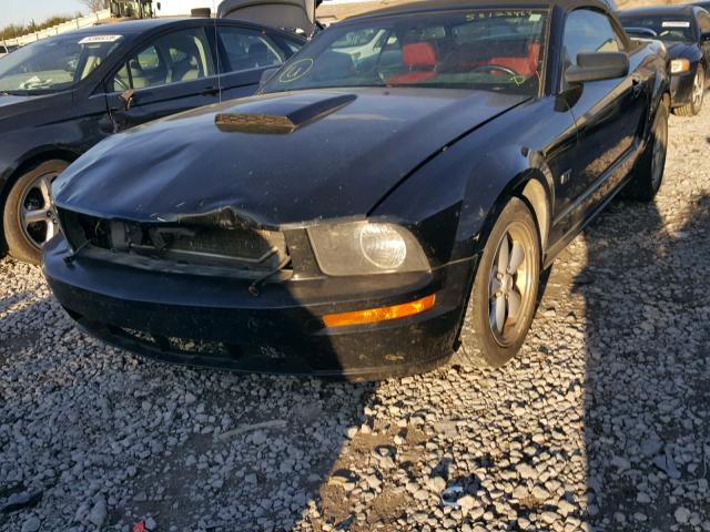 1ZVHT85H285114522 - 2008 FORD MUSTANG GT BLACK photo 2