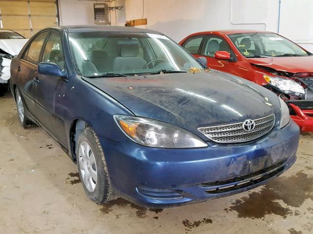 4T1BE32K22U585357 - 2002 TOYOTA CAMRY LE BLUE photo 1