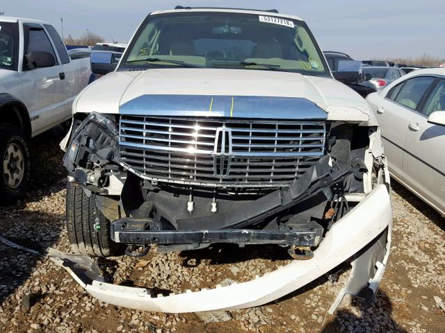 5LMFU27577LJ08936 - 2007 LINCOLN NAVIGATOR 白色 照片 7