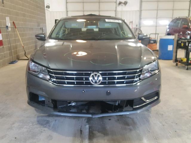 1VWBT7A38GC052421 - 2016 VOLKSWAGEN PASSAT SE GRAY photo 9