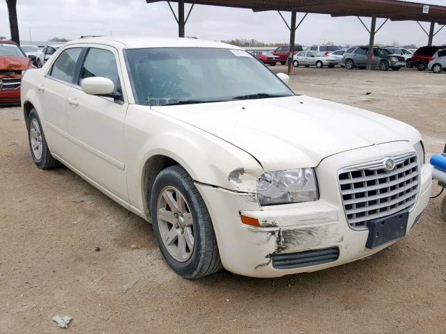 2C3LA43R16H282279 - 2006 CHRYSLER 300 WHITE photo 1