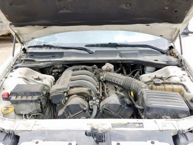 2C3LA43R16H282279 - 2006 CHRYSLER 300 WHITE photo 7