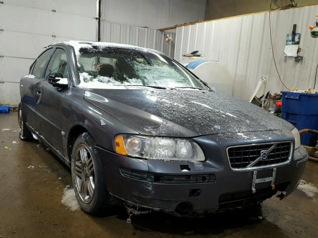 YV1RH592262515865 - 2006 VOLVO S60 2.5T GRAY photo 1