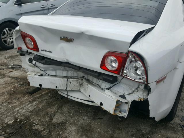 1G1ZB5EB1AF196885 - 2010 CHEVROLET MALIBU LS WHITE photo 9