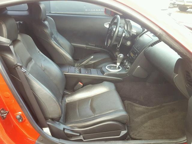 JN1AZ34D45M610608 - 2005 NISSAN 350Z COUPE RED photo 5