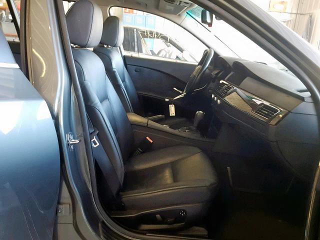 WBANN73506CN02695 - 2006 BMW 530 XIT GRAY photo 5