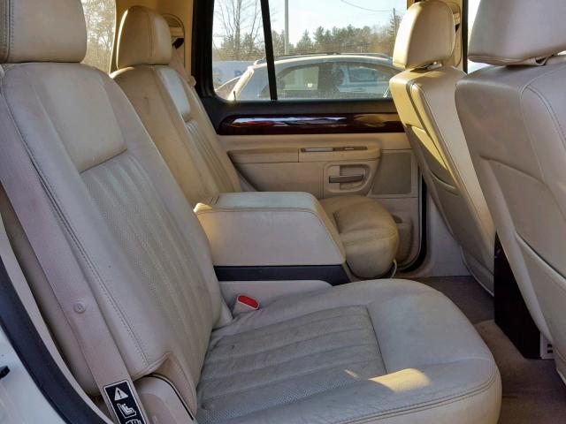 5LMEU78H73ZJ13885 - 2003 LINCOLN AVIATOR 白色 照片 6