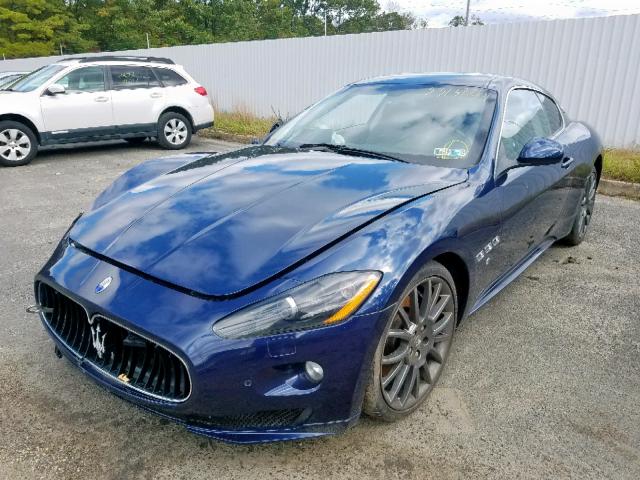 ZAM45KLA0C0065739 - 2012 MASERATI GRANTURISM BLUE photo 2