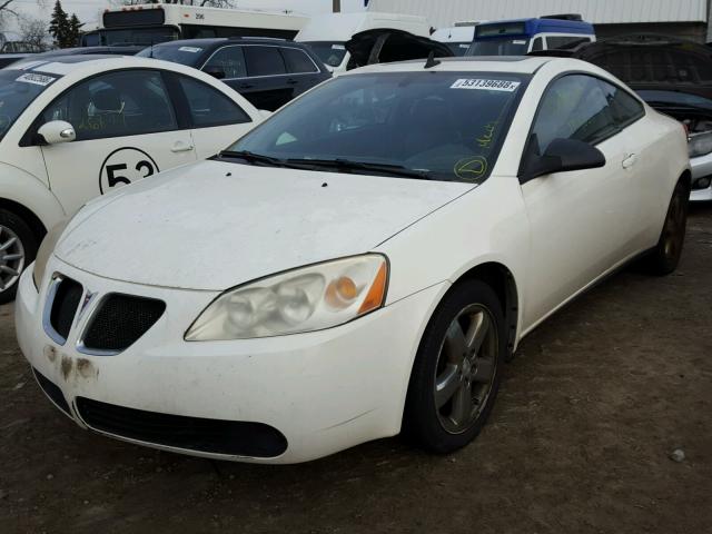 1G2ZH17N284123363 - 2008 PONTIAC G6 GT WHITE photo 2