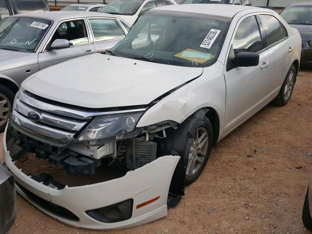 3FAHP0GA3CR108412 - 2012 FORD FUSION S WHITE photo 2