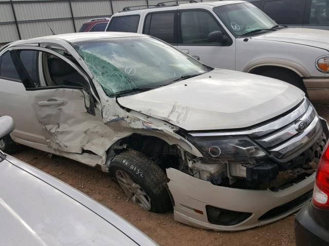 3FAHP0GA3CR108412 - 2012 FORD FUSION S WHITE photo 9