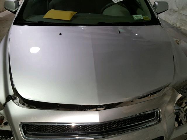 1G1ZC5EB2AF241734 - 2010 CHEVROLET MALIBU 1LT SILVER photo 7