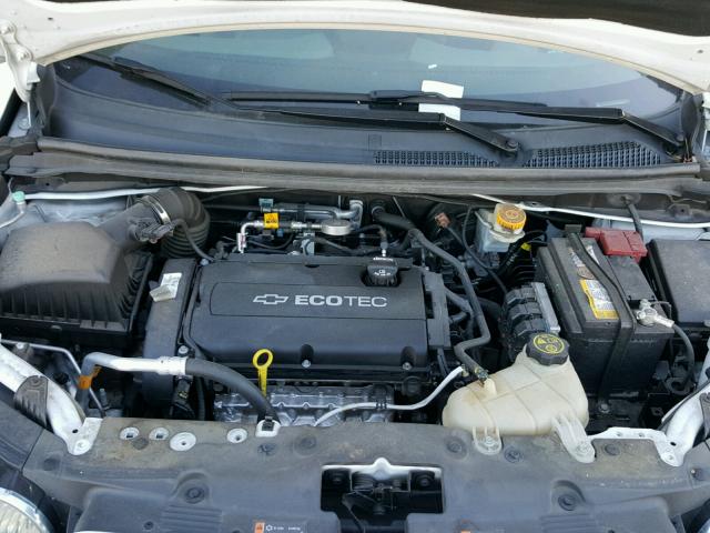 1G1JA5SH8F4220255 - 2015 CHEVROLET SONIC LS 白色 照片 7