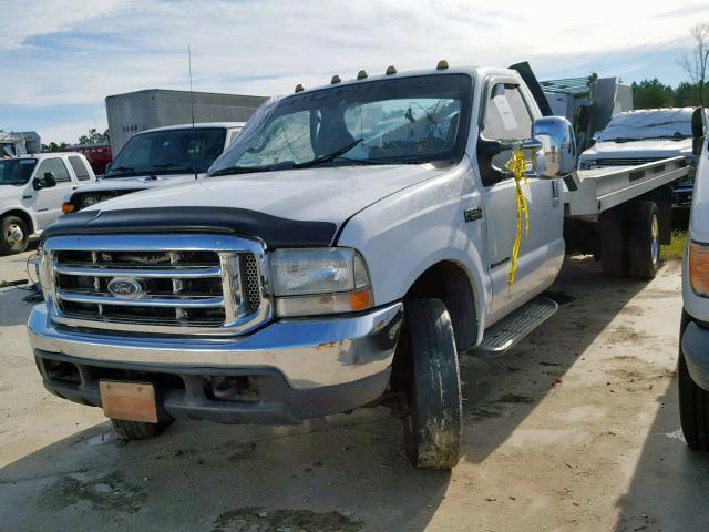 1FDAF56F2XEE73760 - 1999 FORD F550 SUPER WHITE photo 2