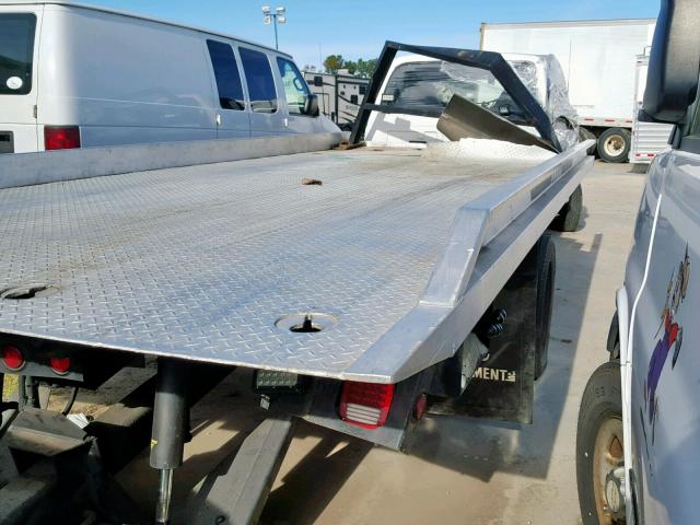 1FDAF56F2XEE73760 - 1999 FORD F550 SUPER WHITE photo 4