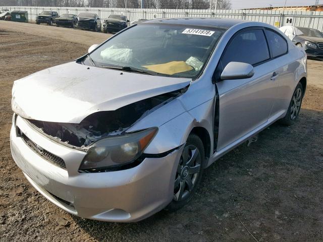 JTKDE167980235823 - 2008 TOYOTA SCION TC 银色 照片 2