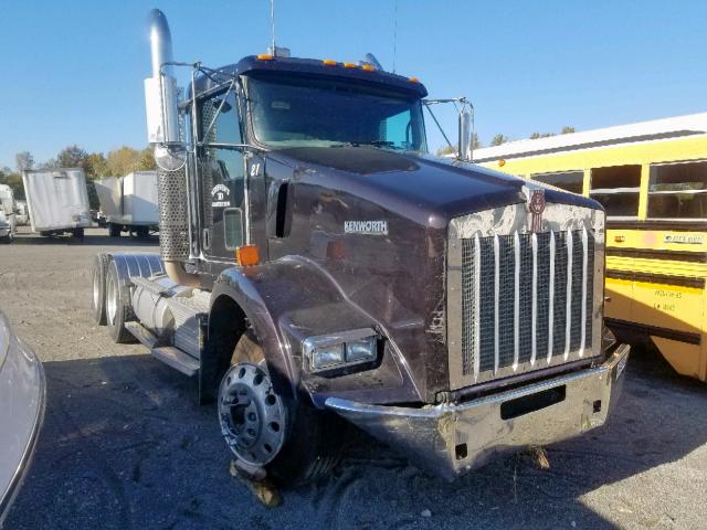 1XKDD49X5AJ265087 - 2010 KENWORTH CONSTRUCTI BLACK photo 1