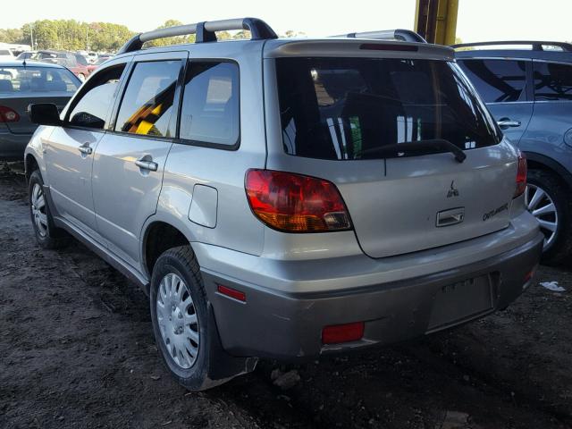 JA4LX31G13U113419 - 2003 MITSUBISHI OUTLANDER SILVER photo 3